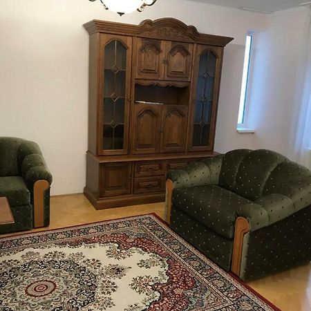 Gabor Pal 1 Apartman 2 Szoba Dunafoldvar Dış mekan fotoğraf