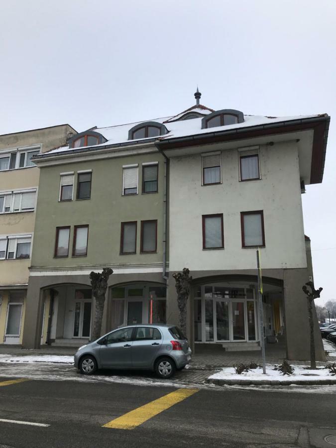 Gabor Pal 1 Apartman 2 Szoba Dunafoldvar Dış mekan fotoğraf